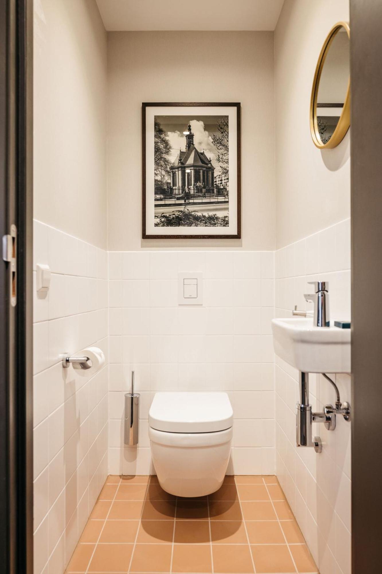One-Bedroom Apartment,1594787483:JPEG