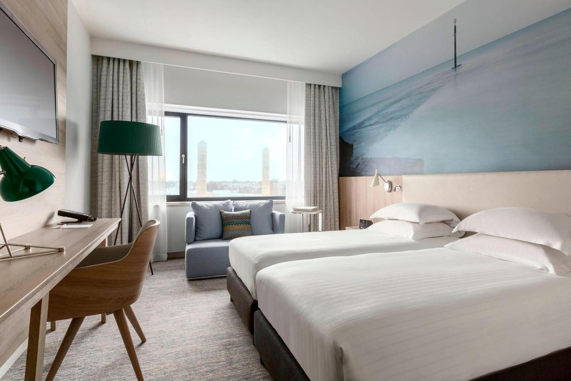 Superior King Room,1390042616:JPEG